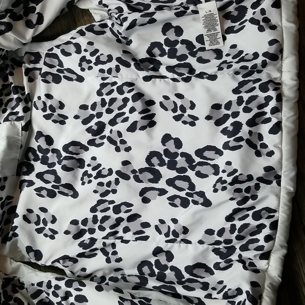 Aeropostale Puffer vest, large - Picture 6 of 6